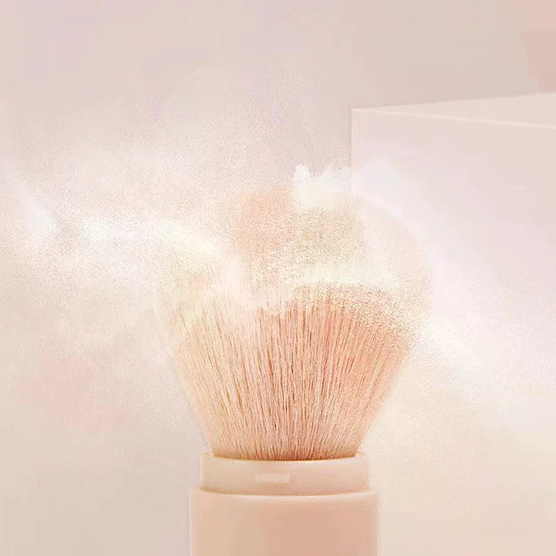 Zestaw pędzli do makijażu 4 w 1, wysuwany pędzel kabuki i 3 małe pędzle do oczu z miękkimi włoskami, małe, przenośne do retuszów.