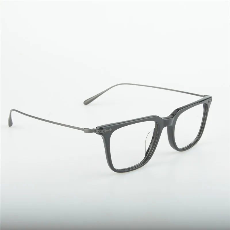 High quality men's square eyeglass frame with pure titanium, color matching for business use