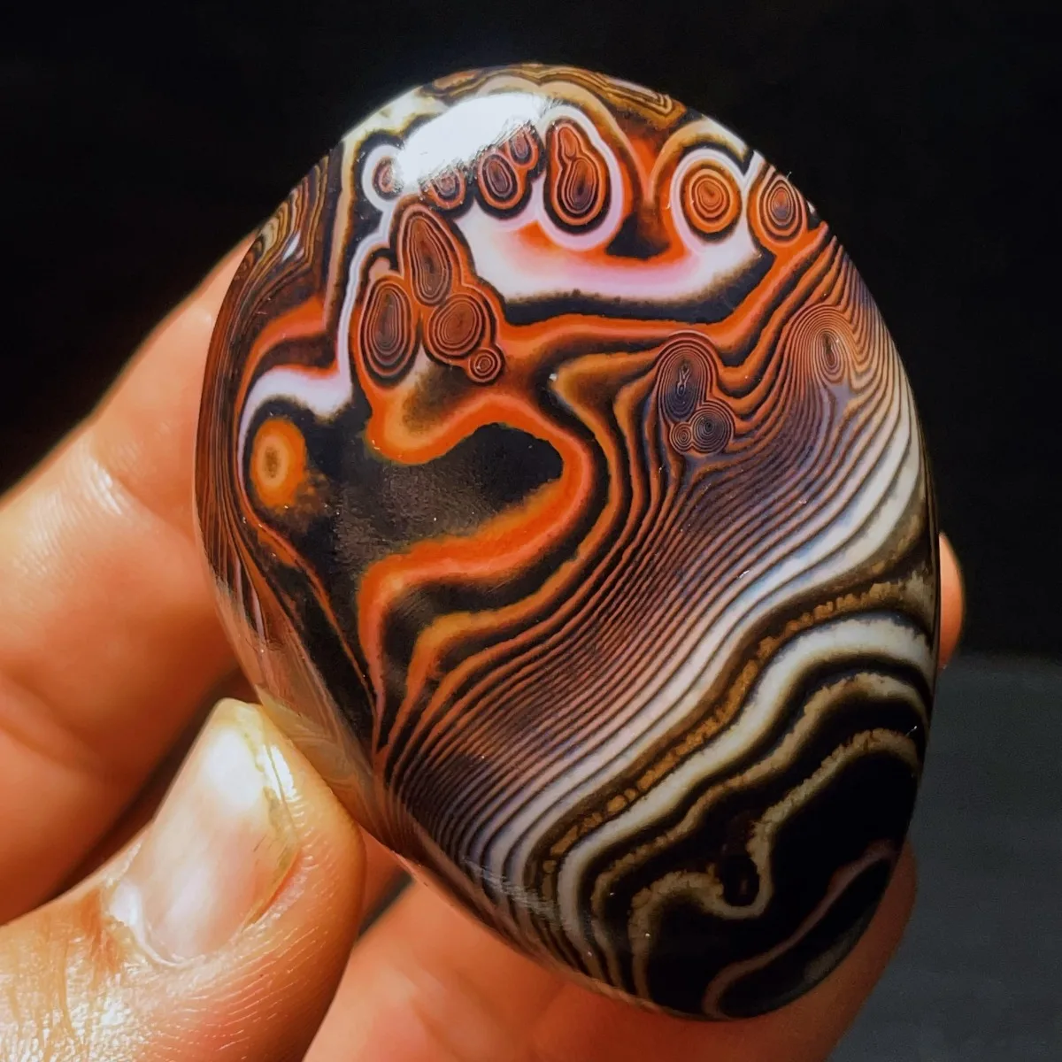 Banded Agate Stripe Pattern, Chalcedony Beauty, Polished Tumbled, Shelf Display, Natural Stone, Crystal Collection, Desk Decor