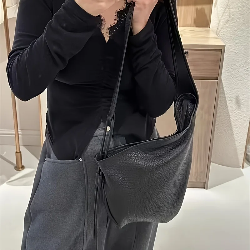 Fashion Leather Ladies Bag, Zipper Closure,Large Capacity Versatile Backpack Simple Shoulder Bag, Commuting Leisure Armrest Bags