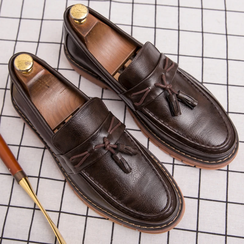

Classic Men's Dress Shoes High Quality Casual Business Leather Shoes For Men Loafers Formal Office Leather Tassel Social Shoes