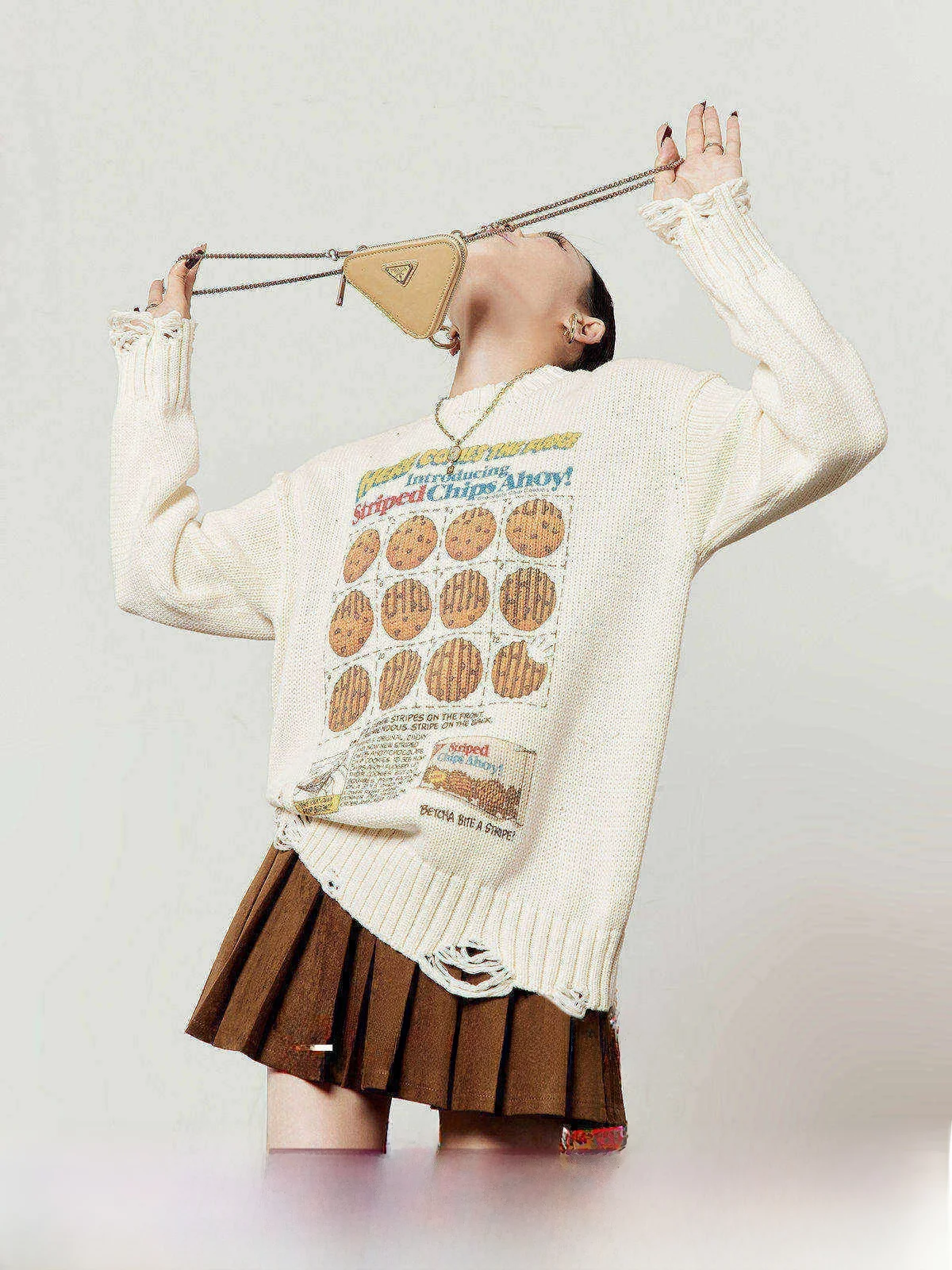 

Loose Knitted White Sweater Women's Biscuit Party Spring 2026 New Style Casual Long Sleeve Letter Pattern Girl's Knitwear