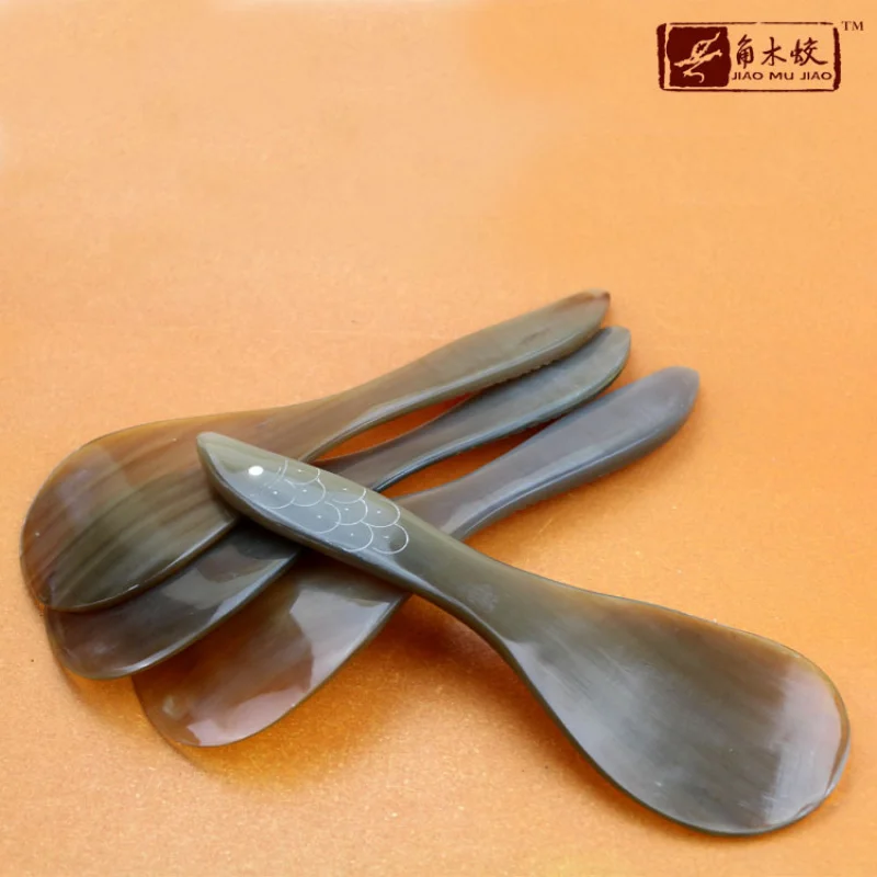 

176 Fish-tail handle solid color flat spoon Clamshell rice spoon Horn cutlery