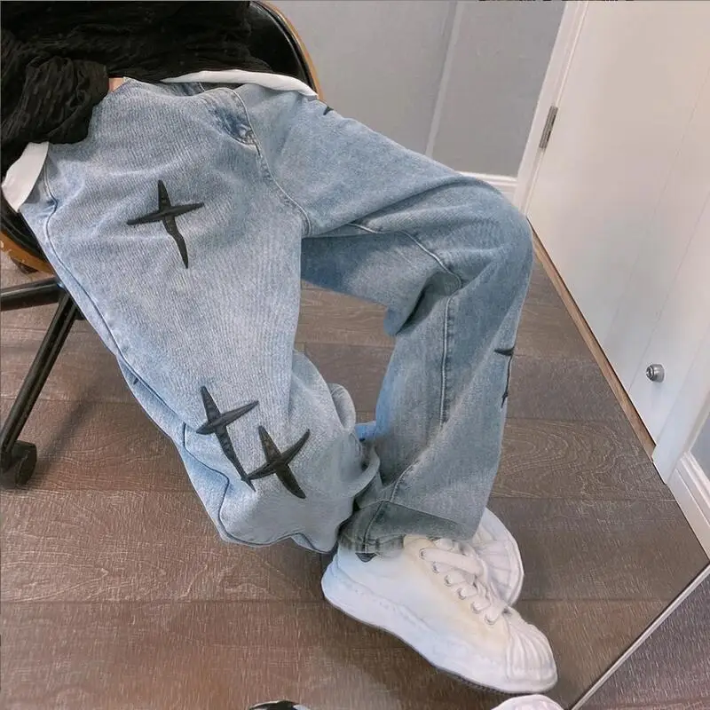 

Denim Wide Leg Cargo Pants Men 2023 Streetwear Cross Embroidery Baggy Jeans Man Korean Fashion Loose Straight Male Clothing w430