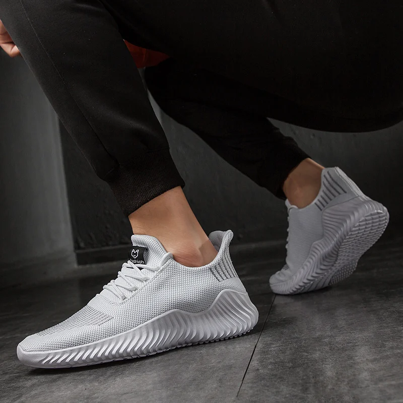 Zapatillas deportivas de malla transpirable para Hombre, Tenis masculinos de diseño, color blanco, informales