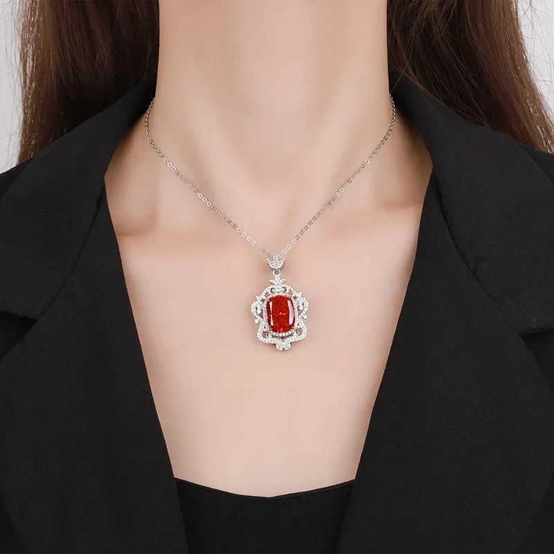

18K Gold Set with PT950 Platinum High Carbon Diamond Radiant Cut Chinese Red Vintage Pendant Necklace 12*16