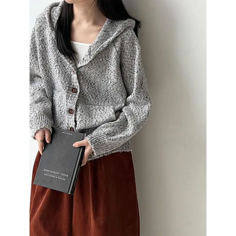 

Корейский стиль, женский шерстяной кардиган, нежный вязаный кардиган с капюшоном, осень-зима, новая модель, разноцветное свободное пальто, женская элегантность, элегантность