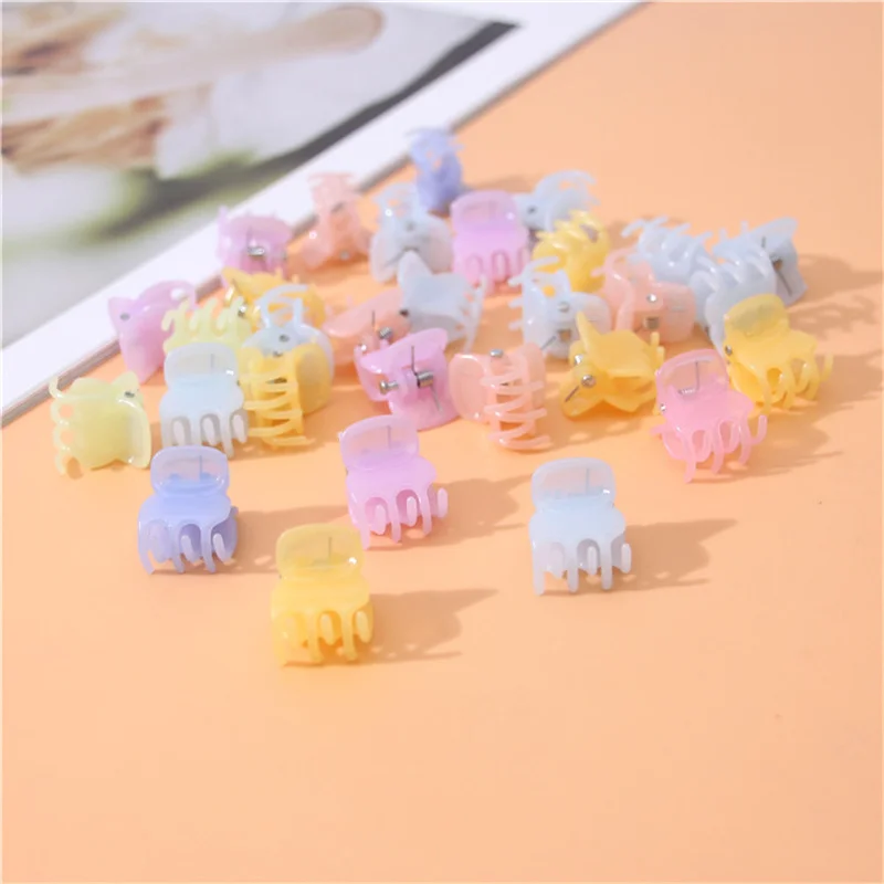 100Pcs Small Baby Girls Mini Hairpin Mix Color Hair Claw Clips for Kids Hairpins Headwear Accessories Hair Crab Claw Grip Bangs