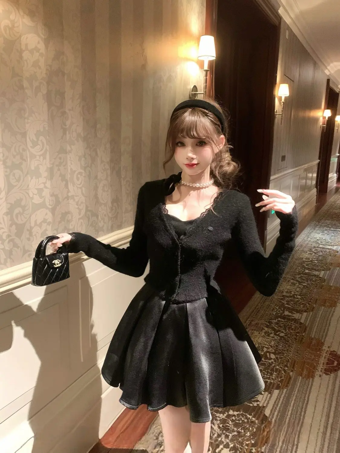 Abiti da festa di compleanno con bretelle eleganti francesi estivi Mini abito pieghettato senza maniche slim fit nero dolce a vita alta