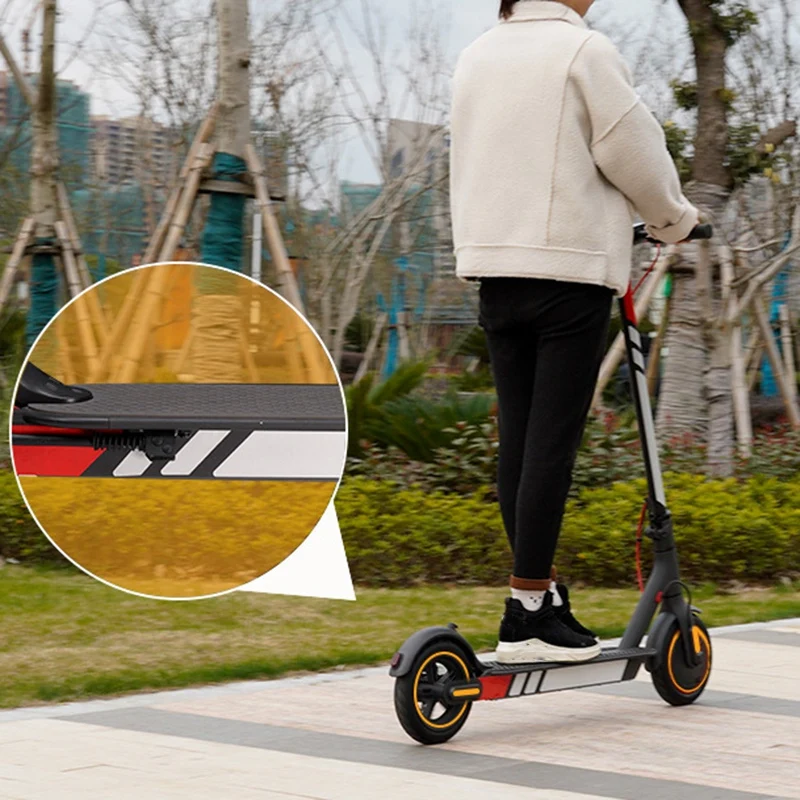 ملصقات عاكسة مقاومة للماء من مادة PVC لملصقات Ninebot MAX G30 Kickscooter القابلة للطي (أبيض وأبيض وأحمر)
