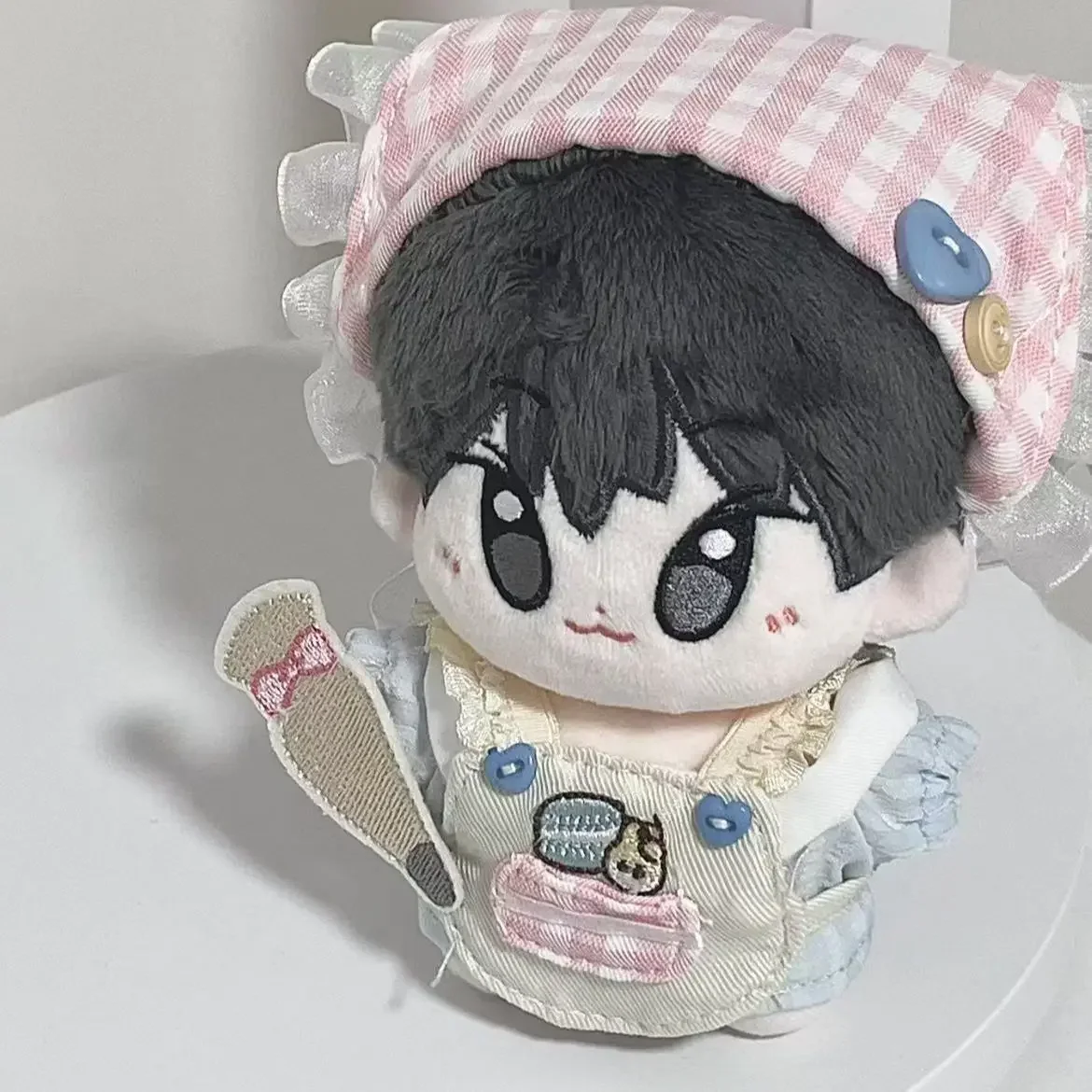 Koreaanse mannen Team Idol 10 cm DoYoung Cartoon Pluche Pop Sleutelhanger Mooie Rugzak Hangende Fans Geschenken Collectie Sturen vrienden Gift