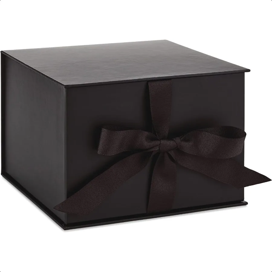 

Medium Gift Box with Lid and Shredded Paper Fill