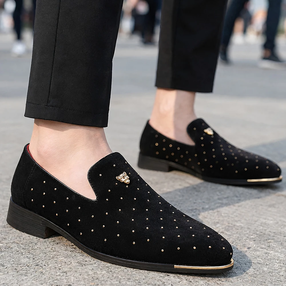 Men's Driving Causal Loafers Suede Metal Rivet Decoration Shoes Men's Light Comfortable Slip-on Flats for Wedding Birthday