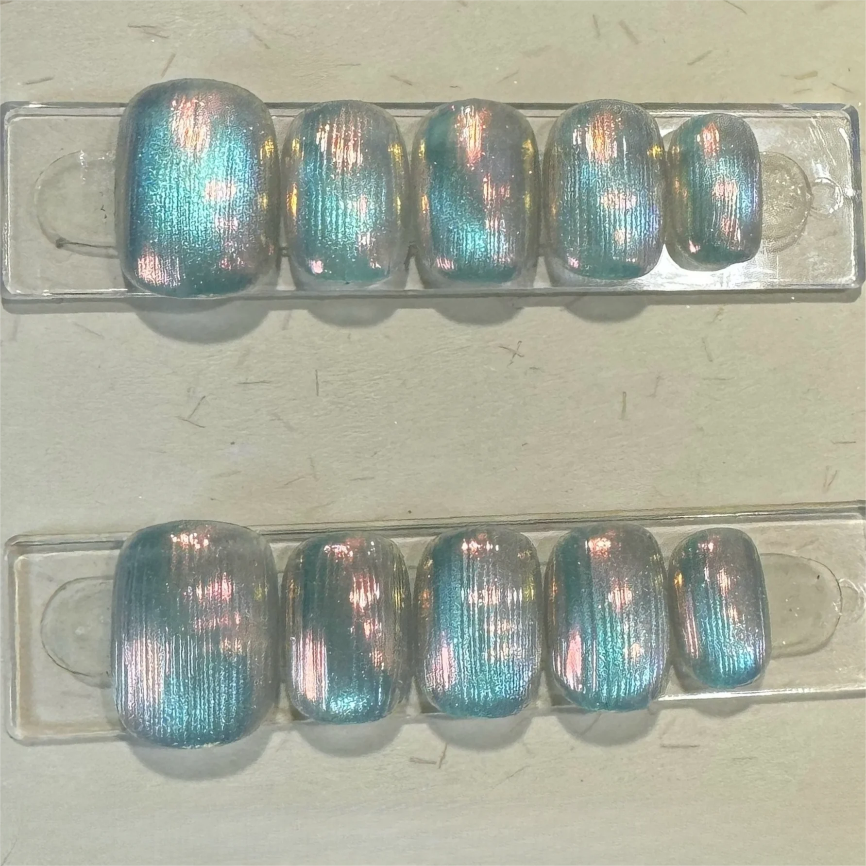 10 Stück rosa Katzenauge handgemachte kurze runde Nägel zum Aufdrücken, vollständige Abdeckung, Stern-Design, quadratische falsche Nägel, tragbare Maniküre-Nagelspitzen, Kunst – Detail 3
