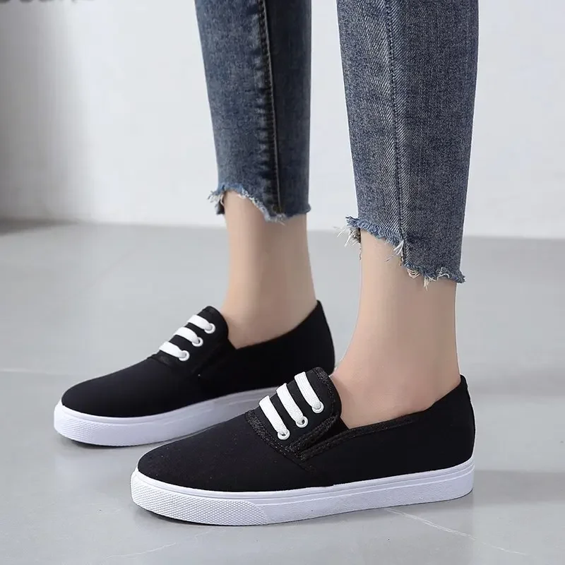 Women  Canvas Slip on Flat Shoes Ladies Black Loafer Black Woman Sneakers Casual Shoes Flats Non-slip One-stepper canvas shoes