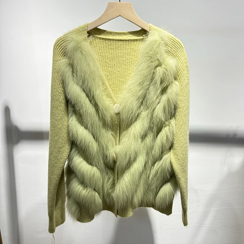 เสื้อสเวตเตอร์คอวีสีแดงกุหลาบขนฟ็อกซ์ธรรมชาติสำหรับผู้หญิงปี 2025 เสื้อแจ็คเก็ตถักขนสัตว์แท้สีเหลือง