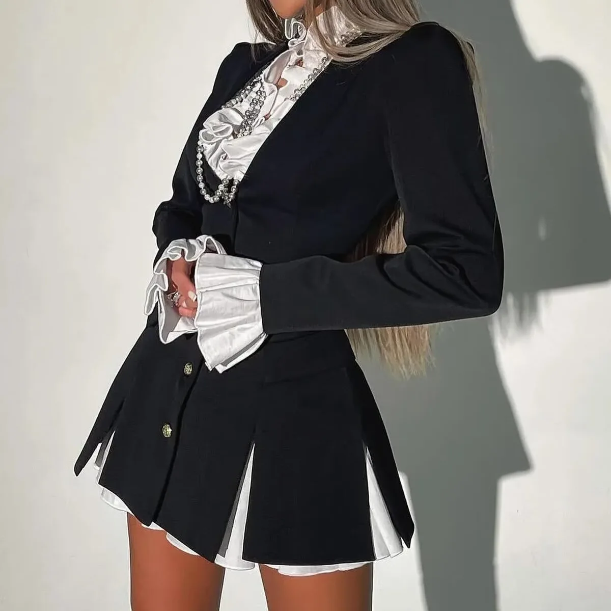 

Long Sleeve Stitching Solid Color Buttons A Fake Two-piece Shirt Skirt Women's Fashion High Street Women's Clothing