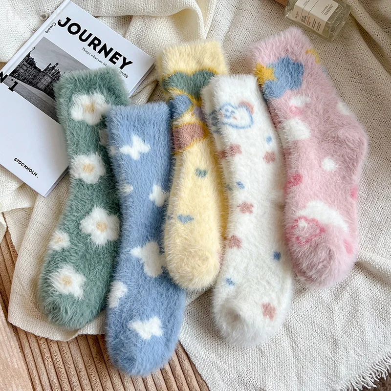 

【N】1 Pair Mink Plush Fluffy Stockings, Medium Tube Socks with Butterfly White Cloud Cartoon Design for Indoor Wear