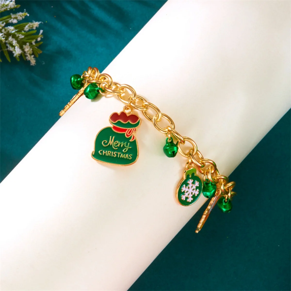 Weihnachtsarmbänder, rot, grün, Glocken, Hirsch, Birne, Zuckerrohr, Weihnachtsmann, Baum, Schneemann, Kranz, Schneeflocke, Armreif, Schmuck, Geschenk für Frauen und Männer