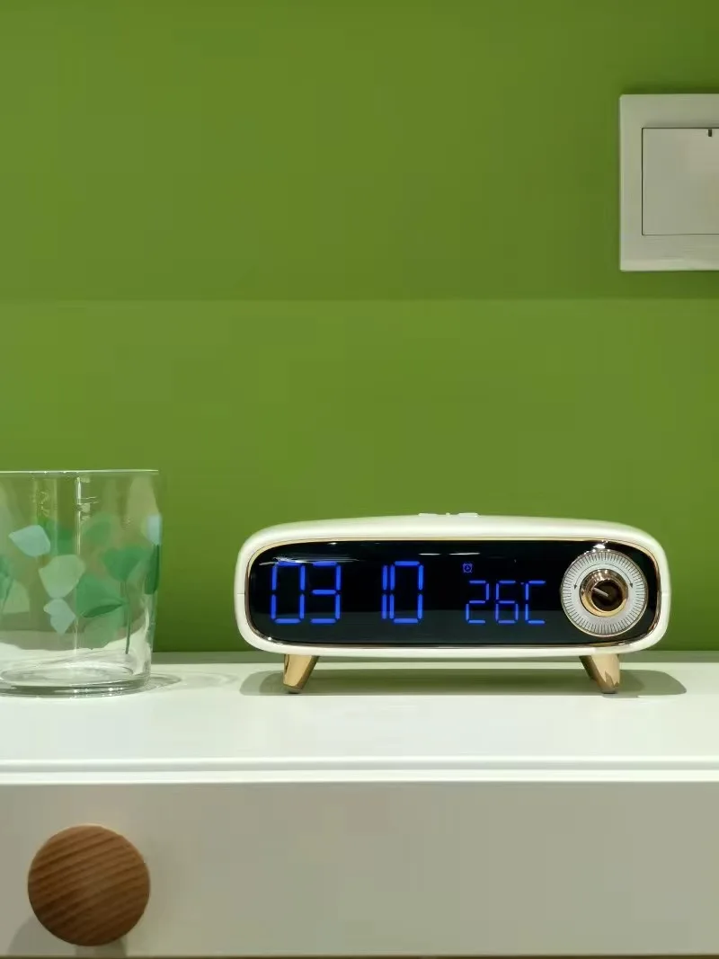 มัลติฟังก์ชั่นบลูทูธ Haut-parleur, ชาร์จรายงาน sans fil, ชาร์จ de chevet six en un, veilleuse, บรรจุ, อุณหภูมิ