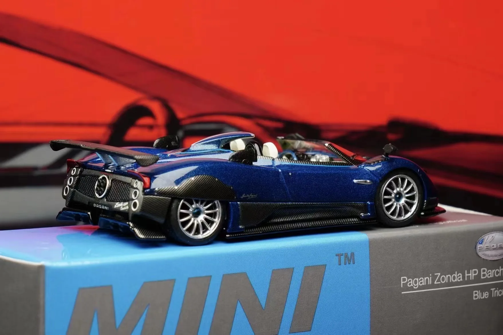 MINI GT Pagani Zonda Convertible 1/64 simulated alloy toy car model