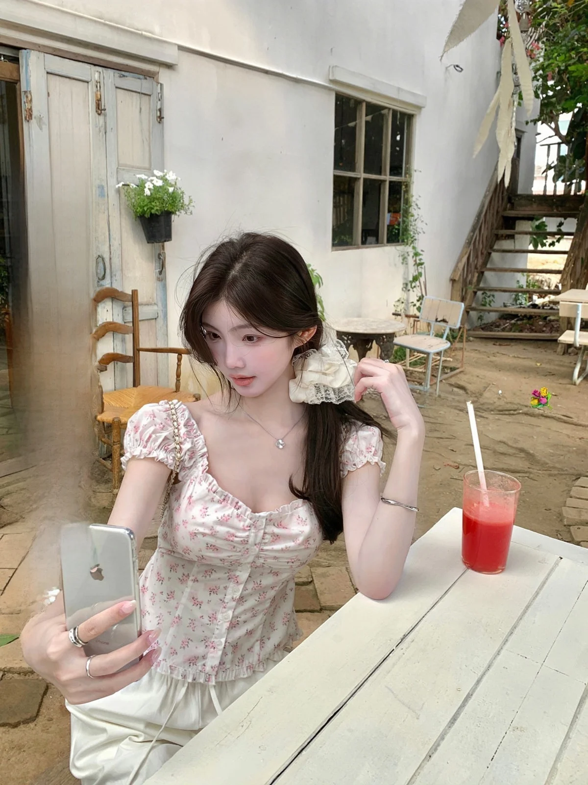 

Pure White Bubble Sve V-Ne irt Women's Faion Slim Fit ort Sve Top with Belt Bal Design Spring Summer irt