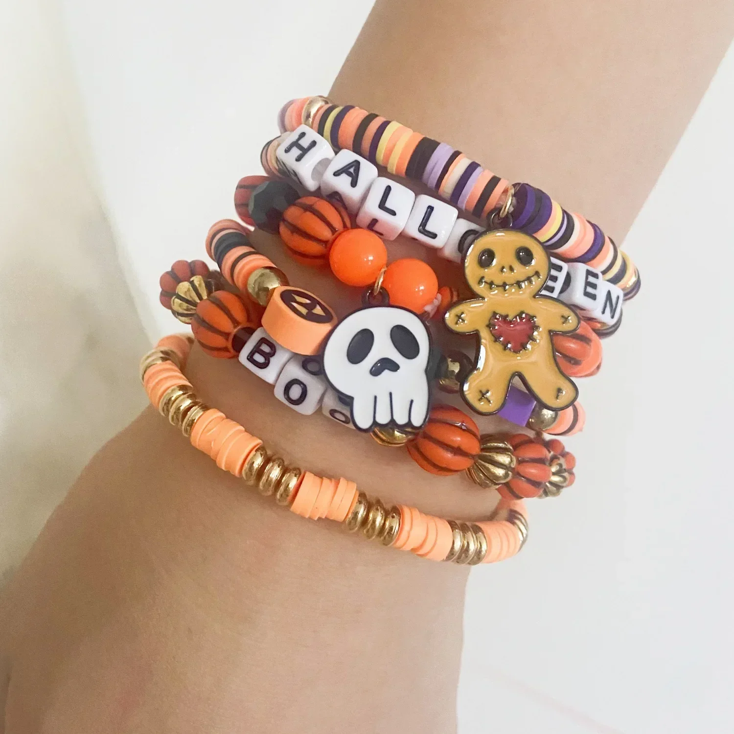 

Halloween Ghost Skull alphabet beaded bracelet Set Colorful polymer clay pumpkin beads holiday gift bracelet