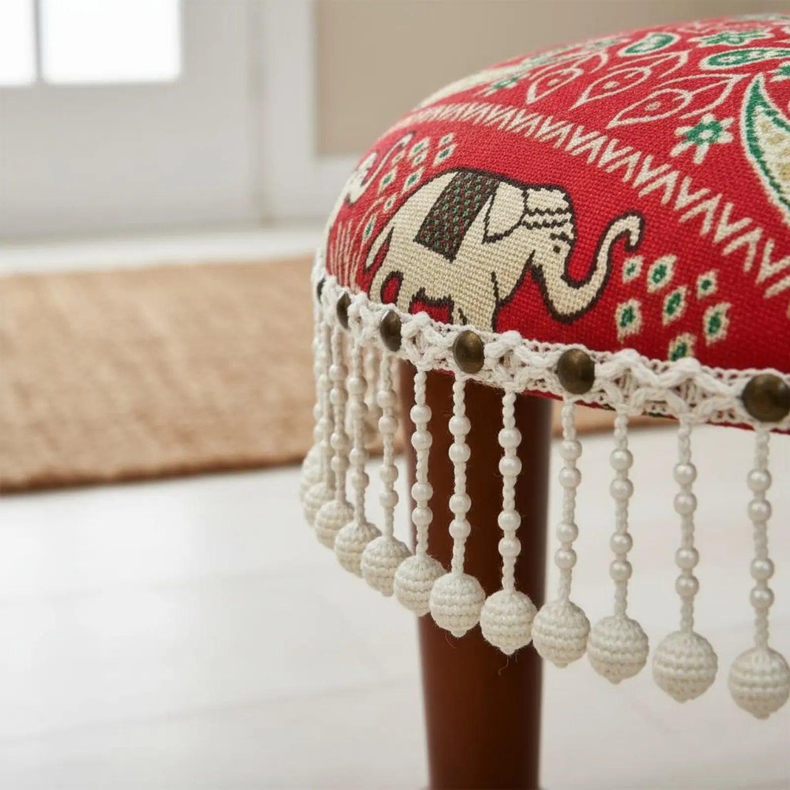 

2 Pieces Floral Stool Tassels Round Footstool Tassel Stool Embroidered Home Furniture Decorative Fringe for Shoe Changing