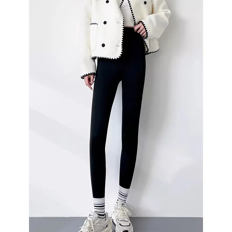 กางเกงโยคะเอวสูงสำหรับผู้หญิง ผ้าซับใน ทรงเข้ารูป กระชับสัดส่วน ใส่สบาย สำหรับฤดูใบไม้ร่วงและฤดูหนาว กางเกงขายาวลำลอง ใส่เป็นเสื้อคลุมด้านนอกได้