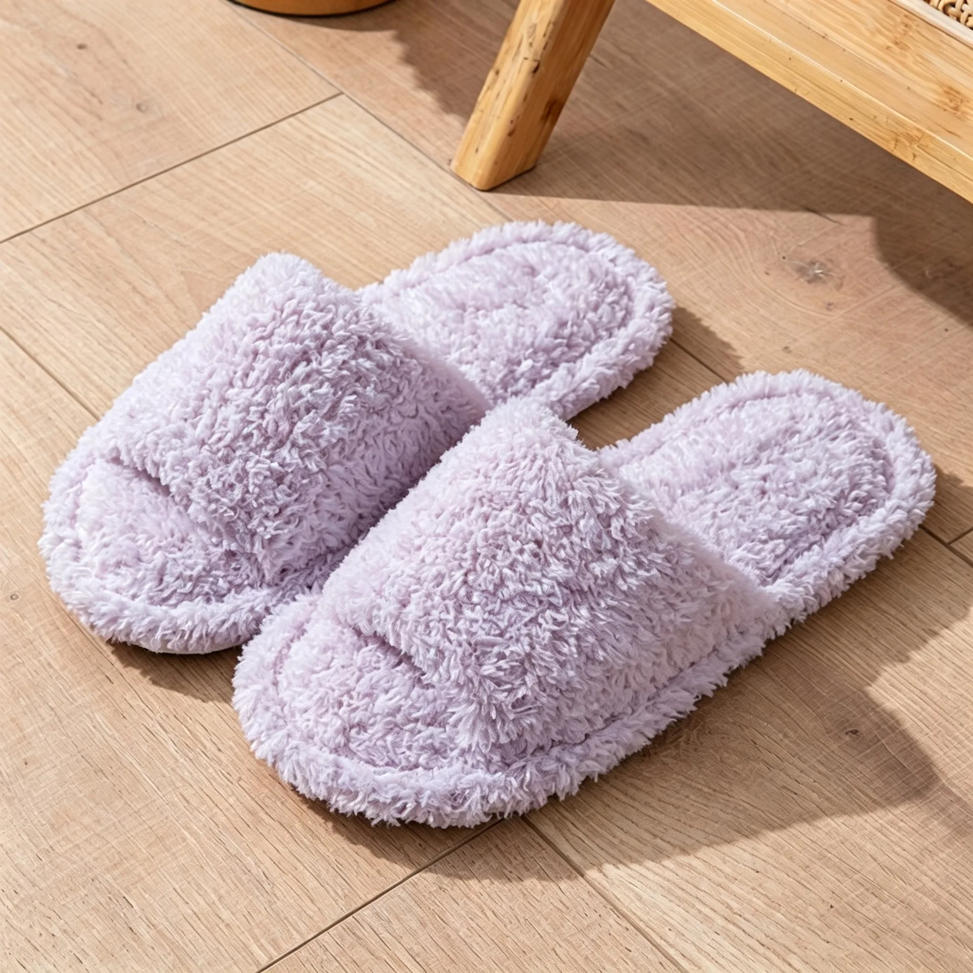 Autumn and winter lamb wool cotton slippers, split toe plush slippers, indoor plush slippers