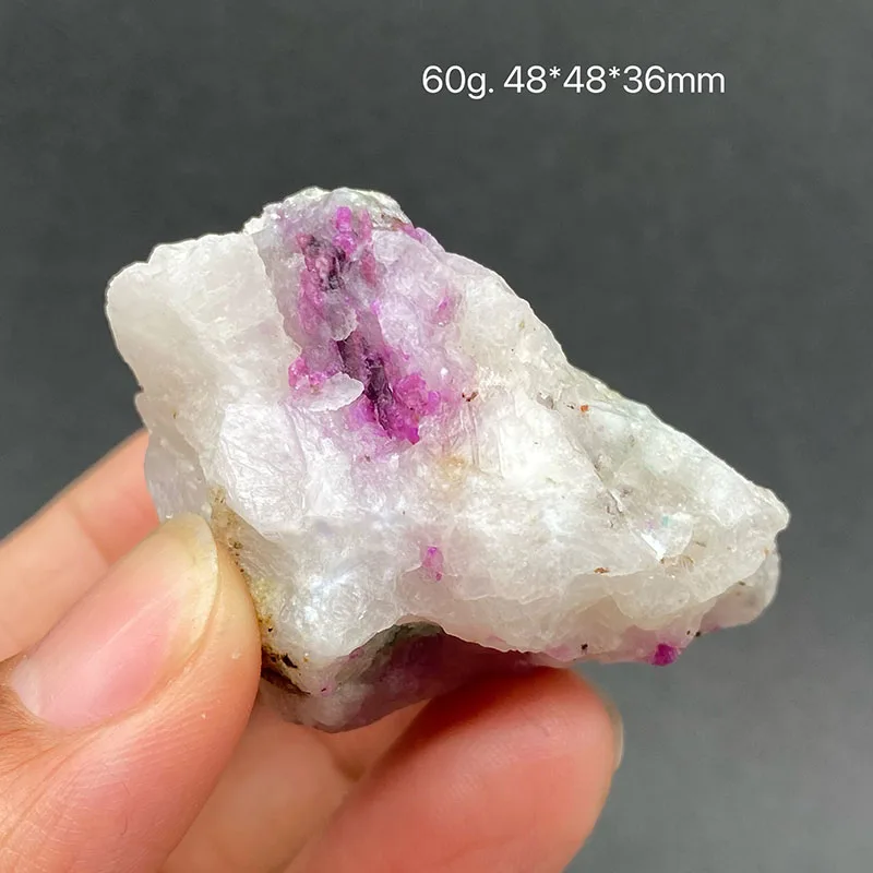 100%  Natural Myanmar ruby Mineral Specimens Stones and Crystals Healing Crystal