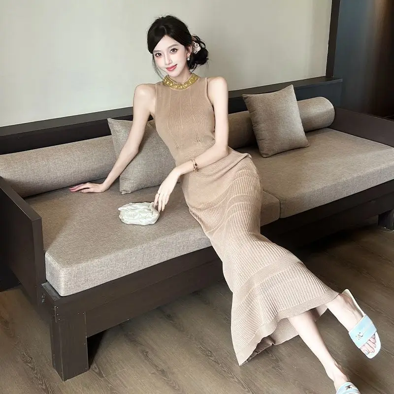

French High-End Style Beaded Neck Knitted Dress Women Summer New Pure Sexy Hip-Covered Skirt