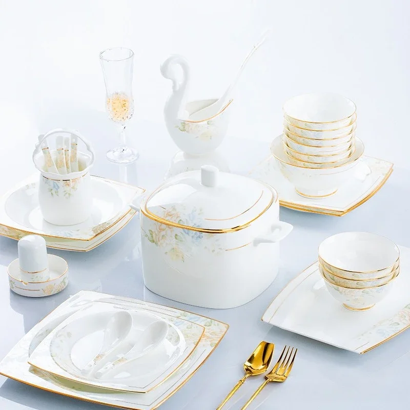 مجموعة من أطباق وأطباق جينغدتشن الصينية الفاخرة والأنيقة والخفيفة من أدوات المائدة المنزلية هدايا هووسورمينغ