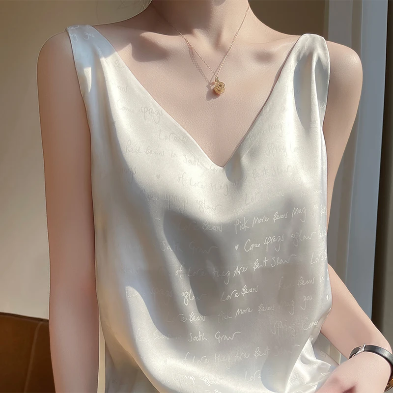 2024 Summer Women\'s New Imitation Silk Satin Halter V-Neck Jacquard Letters Inside The Top With Shoulder Strap Small Vest RW A06