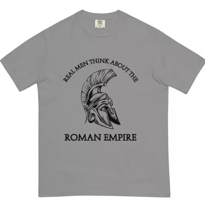 T-shirt pour hommes Real Men Think About The Roman Empire