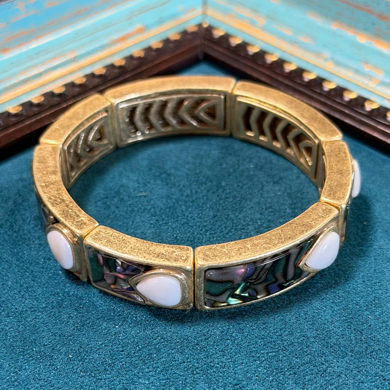 

Vintage Jewelry Bangles For Women Shell Pearl Bracelet Stone Antique Gold Color Luxury Designer High Quality Summer Trendy 2026
