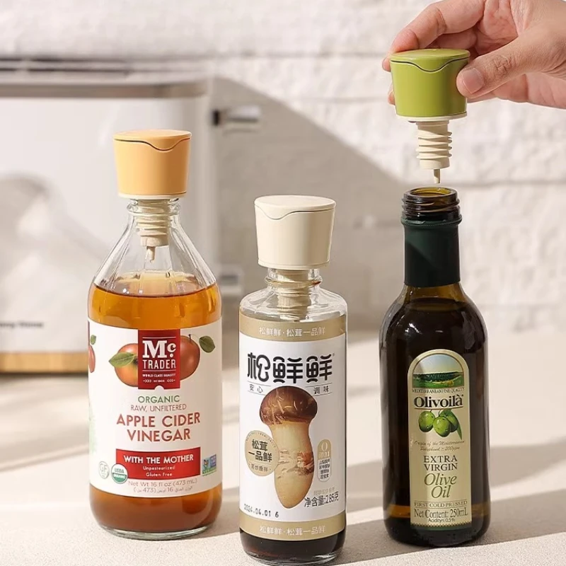 Automatic Opening and Closing Oil Kettle Spouts Bottle Mouths Spouts Seasoning Bottles Oil Nozzle Dispensers Dust Bottle Caps