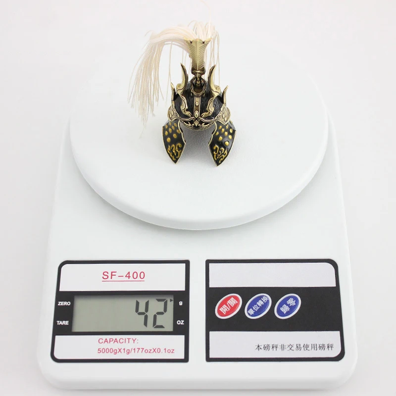 8cm Yonjie gioco che circonda casco generale Wuwei Hou Yueshan phoenix coda sapone oro casco in metallo modello di arma ornamenti giocattoli