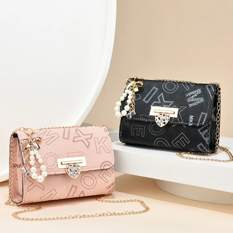 Women's Bag 2024 New Shoulder Bag Fashionable Versatile Chain  Korean Version Simple and Stylish Small Square Bag image 2