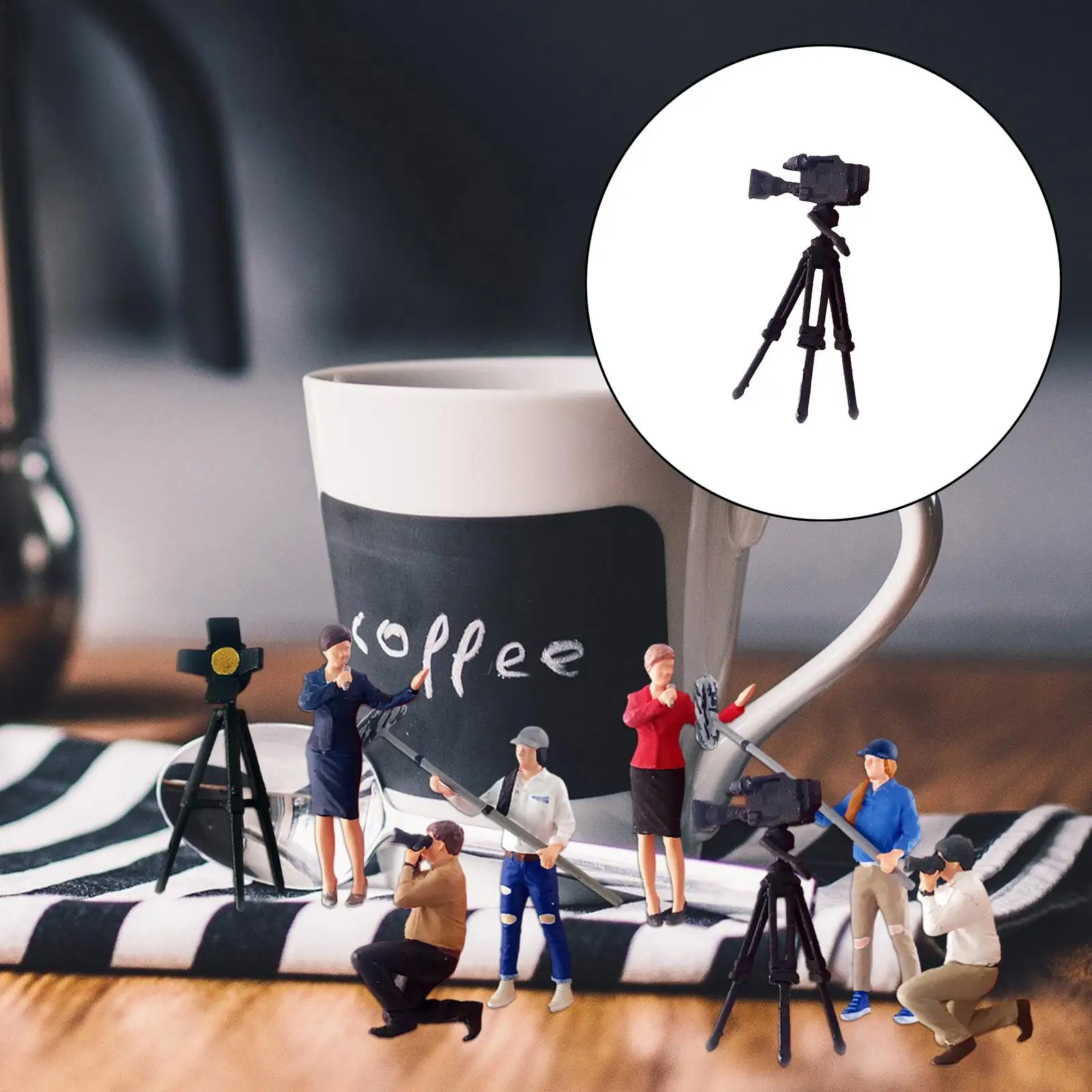 

Фигурки людей из смолы в масштабе 1/64 для архитектурных моделей