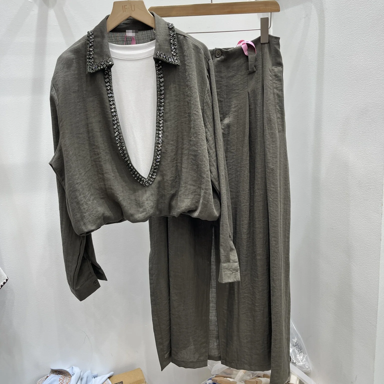 

SuperAen Summer New Design Diamond Luxury Long-sleeved Elegant Retro Contrast Color Tops High Waist Loose Skirts Two-piece Sets