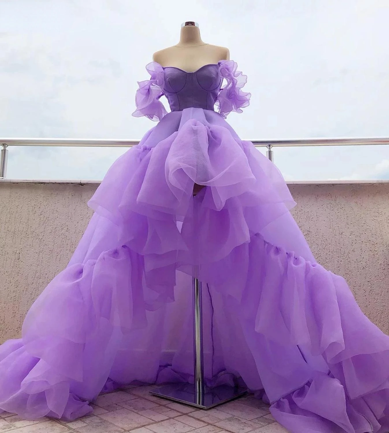 

Lilac Hi-Low Prom Dresses Long Purple Organza Tiered Sweetheart Formal Party Wear for Women 2022 New Year Graduation Robes