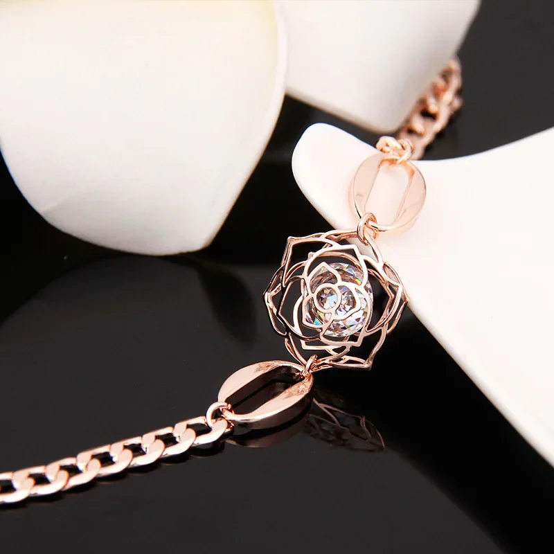 Luxury New Fashion Exquisite Clear Flower Bracelet for Women Cubic Zirconia Chain Shiny Rhinestone Bangle Jewelry