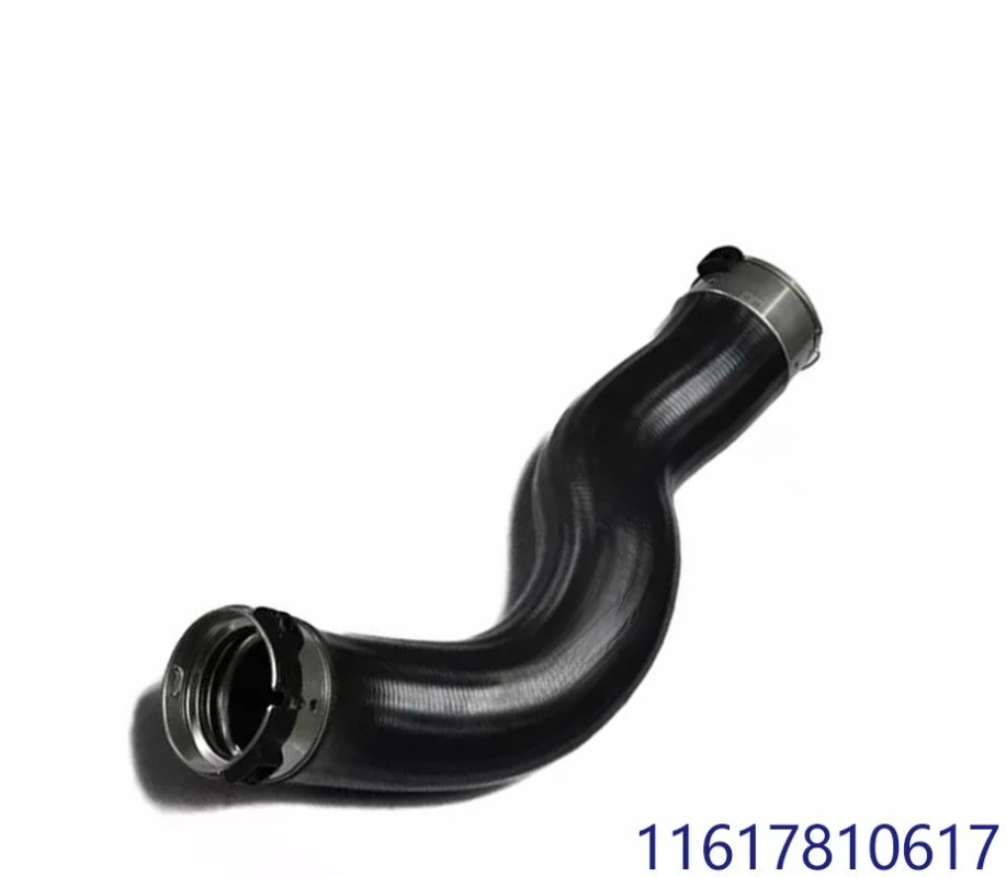Für BMW 328d 2014-2018 Ladeluftkühlerschlauch Turbo Ladeluftkühlerschlauch OEM: 11617810617 11618571897 11617808416