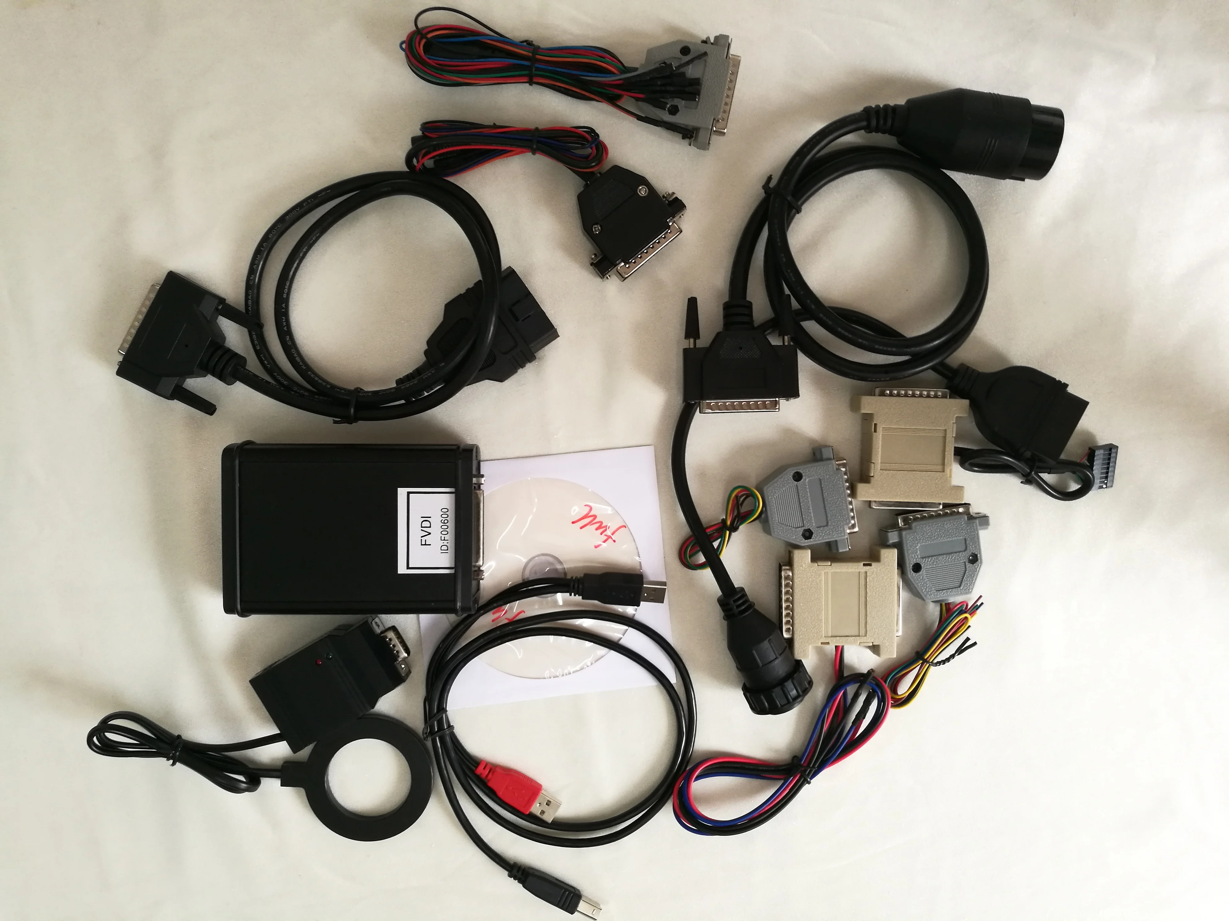 Per veicoli multimarche 2014 Commander per Volvo Benz Renault Cars CAN Bus Strumento diagnostico ECU