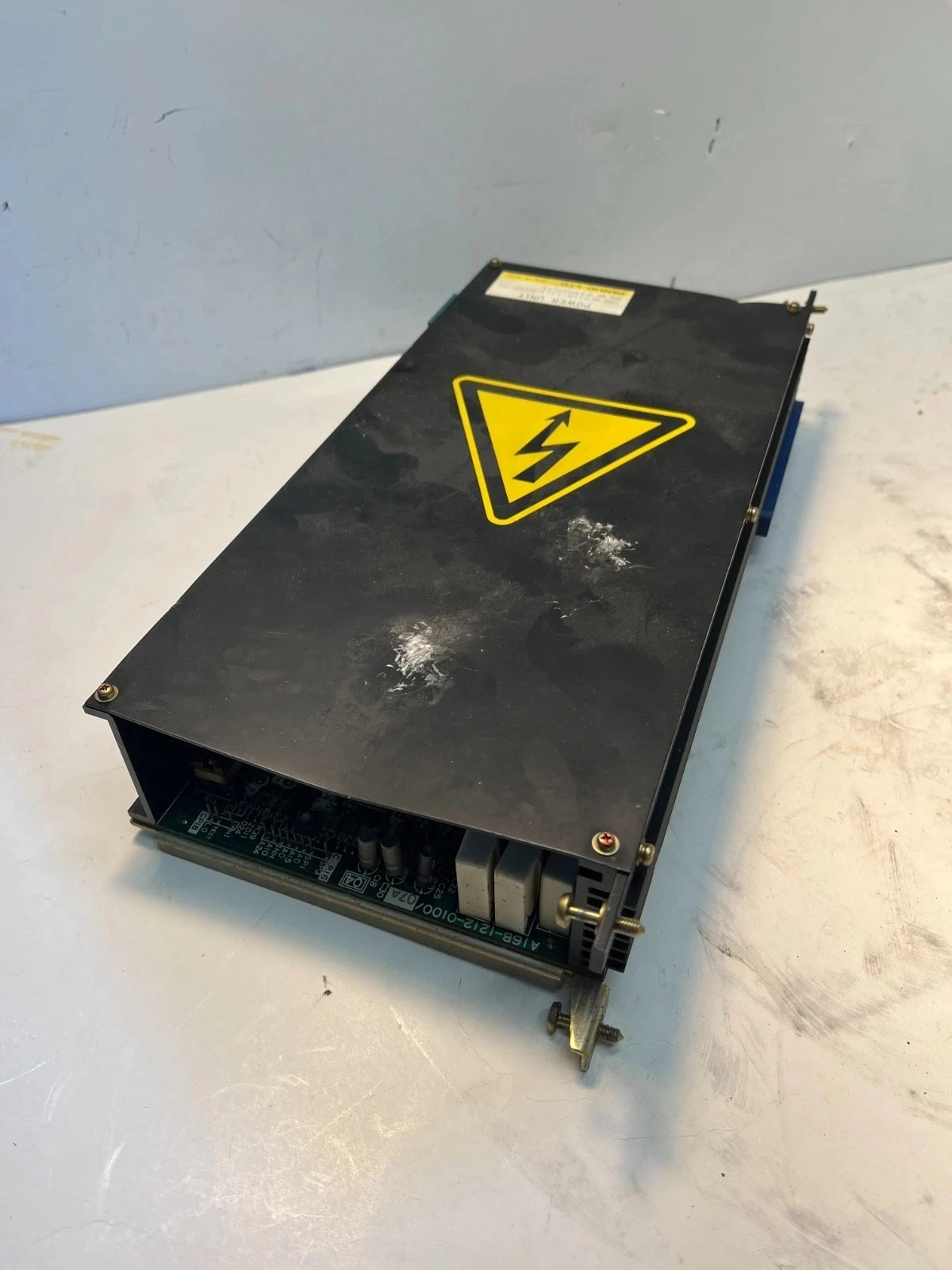 

A16B-1212-0100 Для FANUC LTD A16B-1212-0100 Б/у блок питания