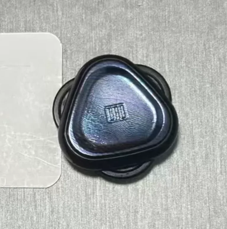 Used EDC Lightning Serpentine Timascus Fingertip Gyroscope fidget spinner metal decompression toy