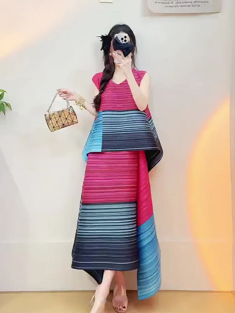 

Summer Faion Set Tee Fold Art Creation Svel Top Skirt Wavy Uneven Hemline Ensemble Women's Polyester round Ne