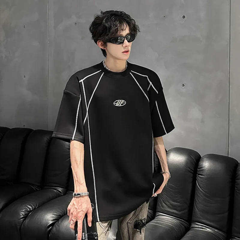 HKSH Spring Summer New Men Tide Dark Shoulder Pad Topstitch Design Metal Decoration Trend T-shirt Patchwork Chic Ins Tee HK18912