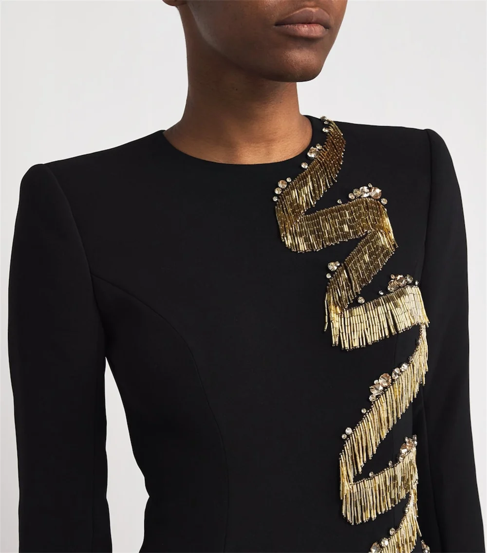 Contessa vestido de noite personalizado vestido de baile elegante vestido de crepe preto manga longa gola redonda até o chão com franja de lantejoulas douradas